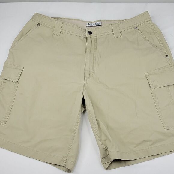38 COLUMBIA KHAKI cargo TRAIL OUTDOOR TAN MEN'S PFG ACTIVE SHORTS w/ pockets - Picture 1 of 7